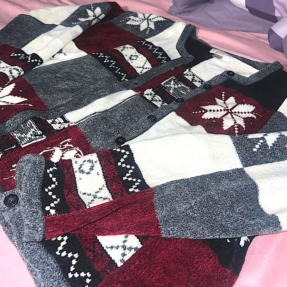 Women’s M cardigan by Christopher Banks.